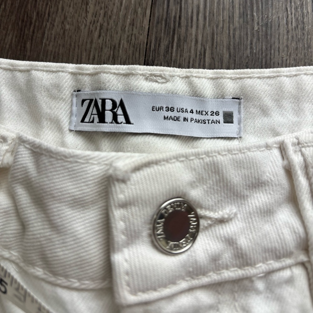 Zara White Jean - Picture 4 of 6